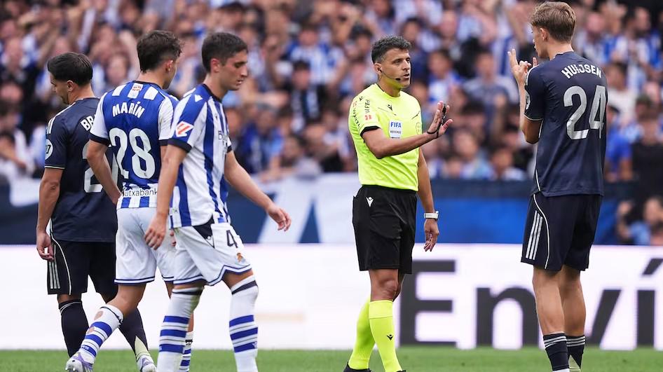 班牙人的比, AR的工具, 而这项美妙