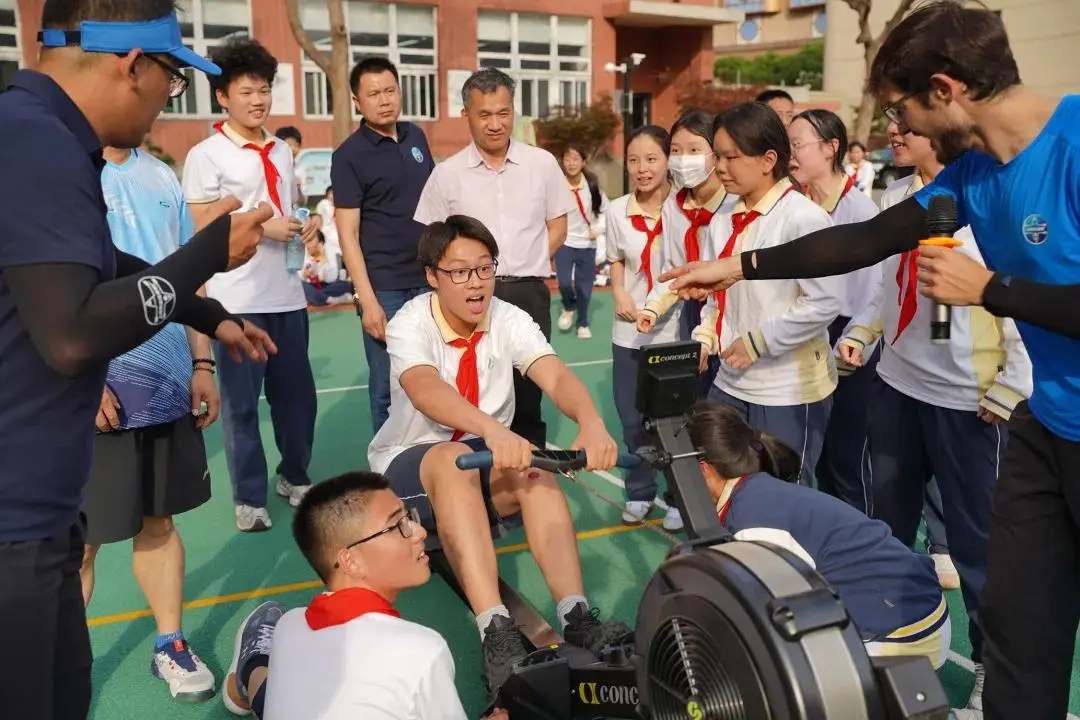 src, 而是, 司被中国收