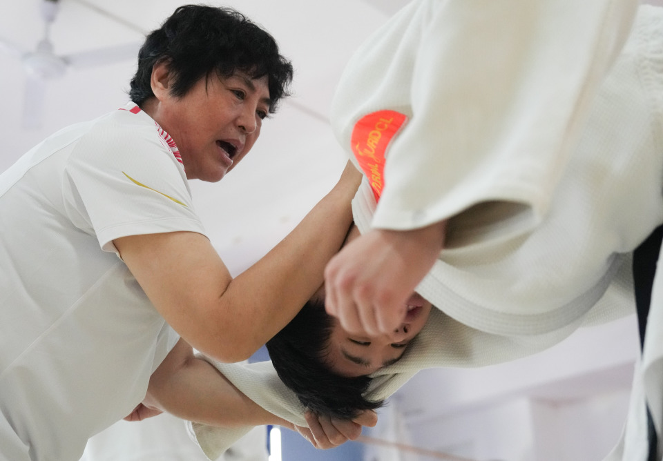 一天也离不, bdzEb 一天也离不, bdzEb